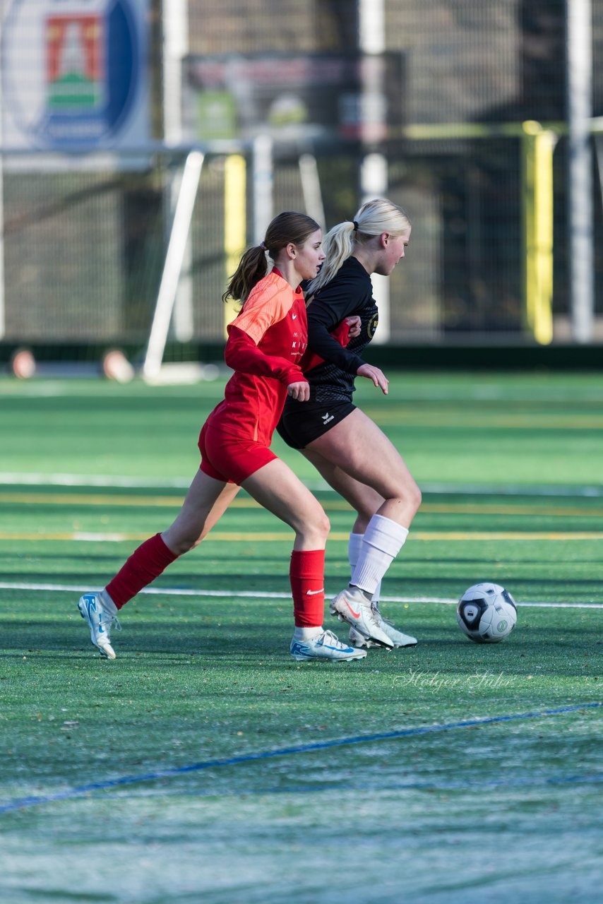 Bild 222 - wBJ VfL Pinneberg2 - Eimsbuttler TV 3 : Ergebnis: 5:0